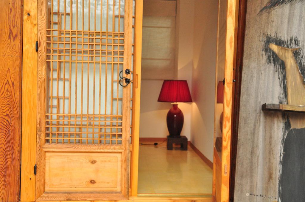 Hueahn Hanok Guesthouse Soul Pokoj fotografie